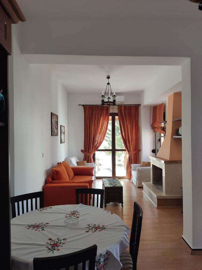 Anemi Villa Kamilari Exteriör bild