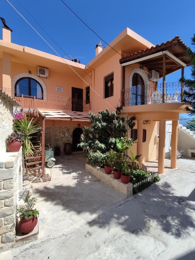 Anemi Villa Kamilari Exteriör bild
